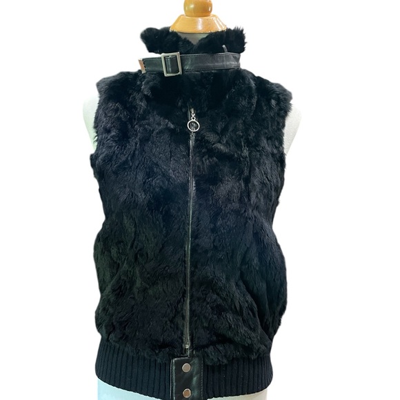 Eny Jackets & Blazers - Vintage Eny Women's Black Rabbit Fur and Leather Vest Size Small